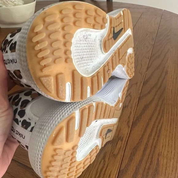 Women’s Nike React size 7.5 - Picture 4 of 6